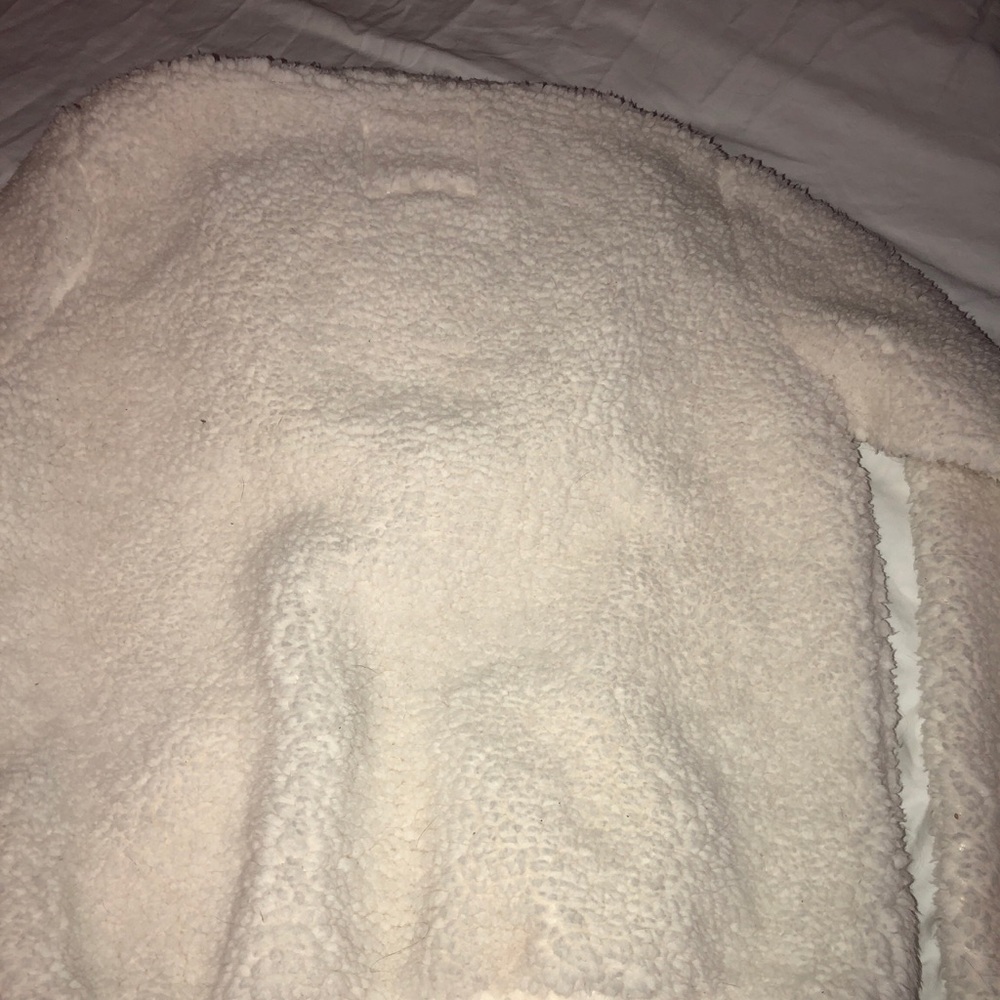 fuzzy jacket - Picture 3 of 3
